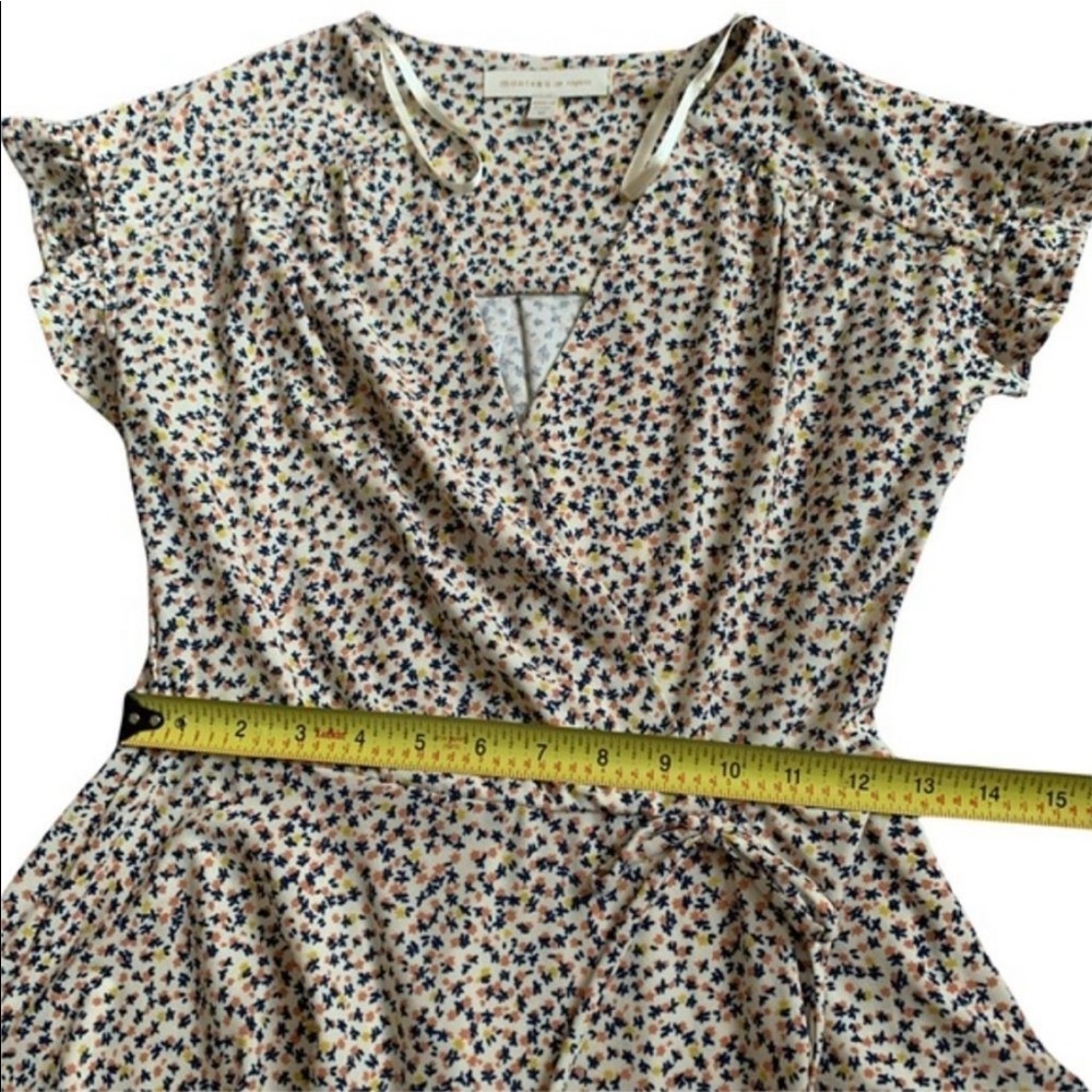 Floral Monteau Blouse Size Medium - Picture 7 of 8